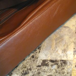 Medium size shoulder bag